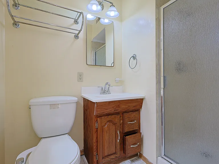 1672 Nightingale Ave — Photo 12