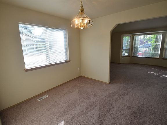 5th image of 19015 91st Avenue Ct E