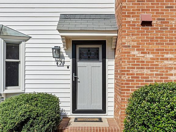 2nd image of 429 Herndon Dr