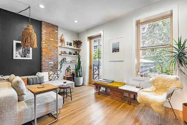 Rented by Corcoran | media 15