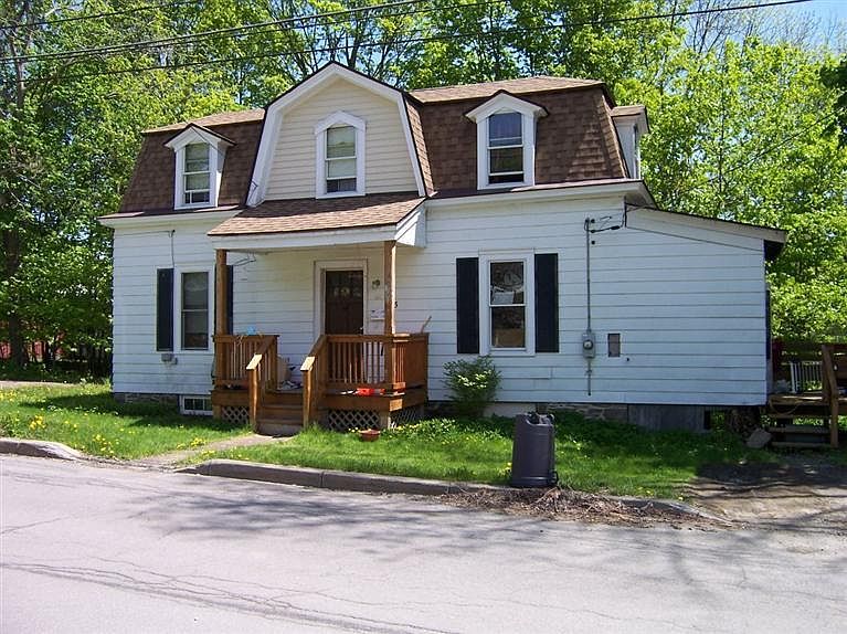 2nd image of 63 Grove St