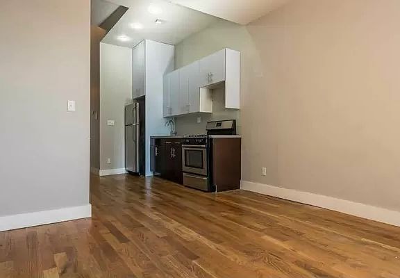 3rd image of 132 Meserole St #2T