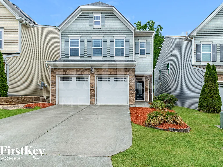 2055 Tanners Mill Dr — Photo 1