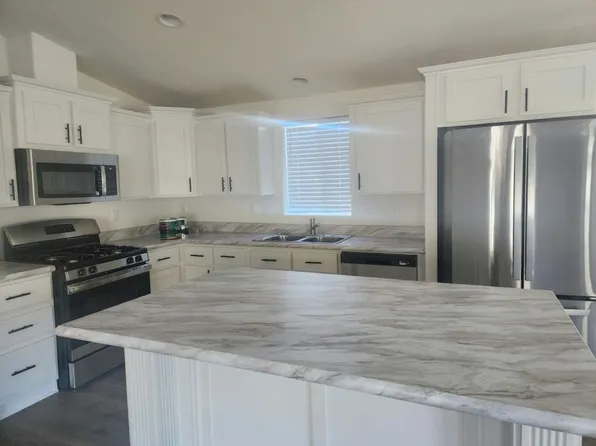 22899 Byron Rd #88, Crestline, CA 92325