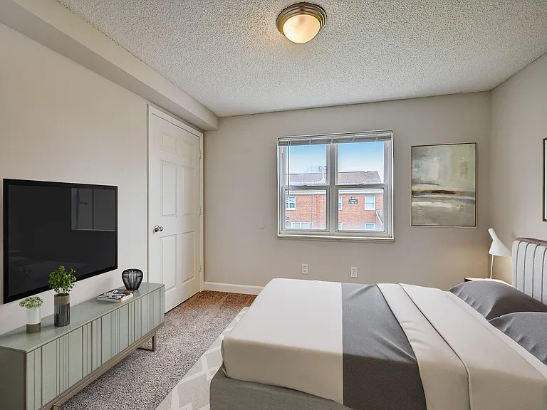 Updated Townhouse Style Apartments Featuring Carpeted Bedrooms, Neutral Paint Schemes, Granite Style Countertops, Hardwood Style Floors, Appliances, Spacious Closets, Matching Appliances Updated Townhouse Style Apartments Featuring Carpeted Bedrooms, Neut