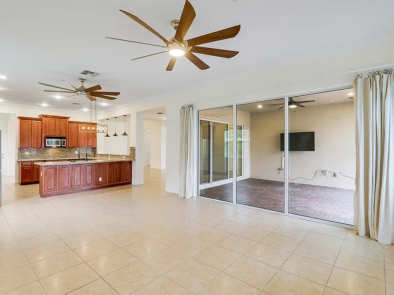 11340 SW Vanderbilt Cir — Photo 14