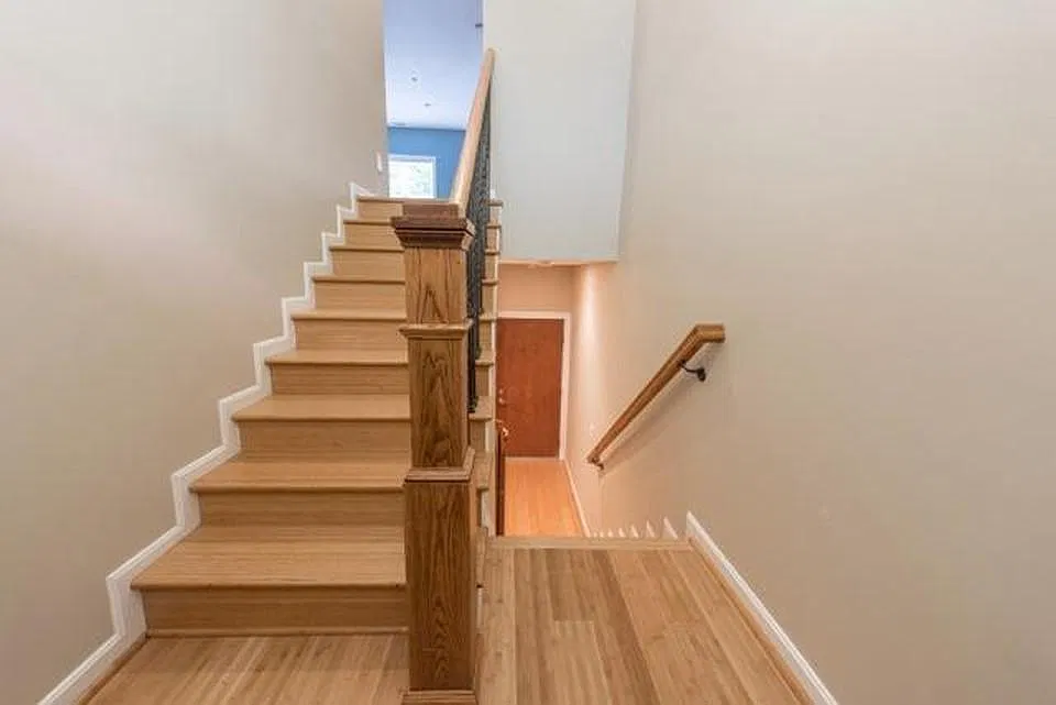 5 bed, 3.5 bath, 1652 sqft, $4,500 — Photo 2