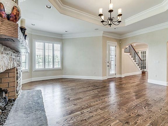 3rd image of 8952 Legends Lake Ln