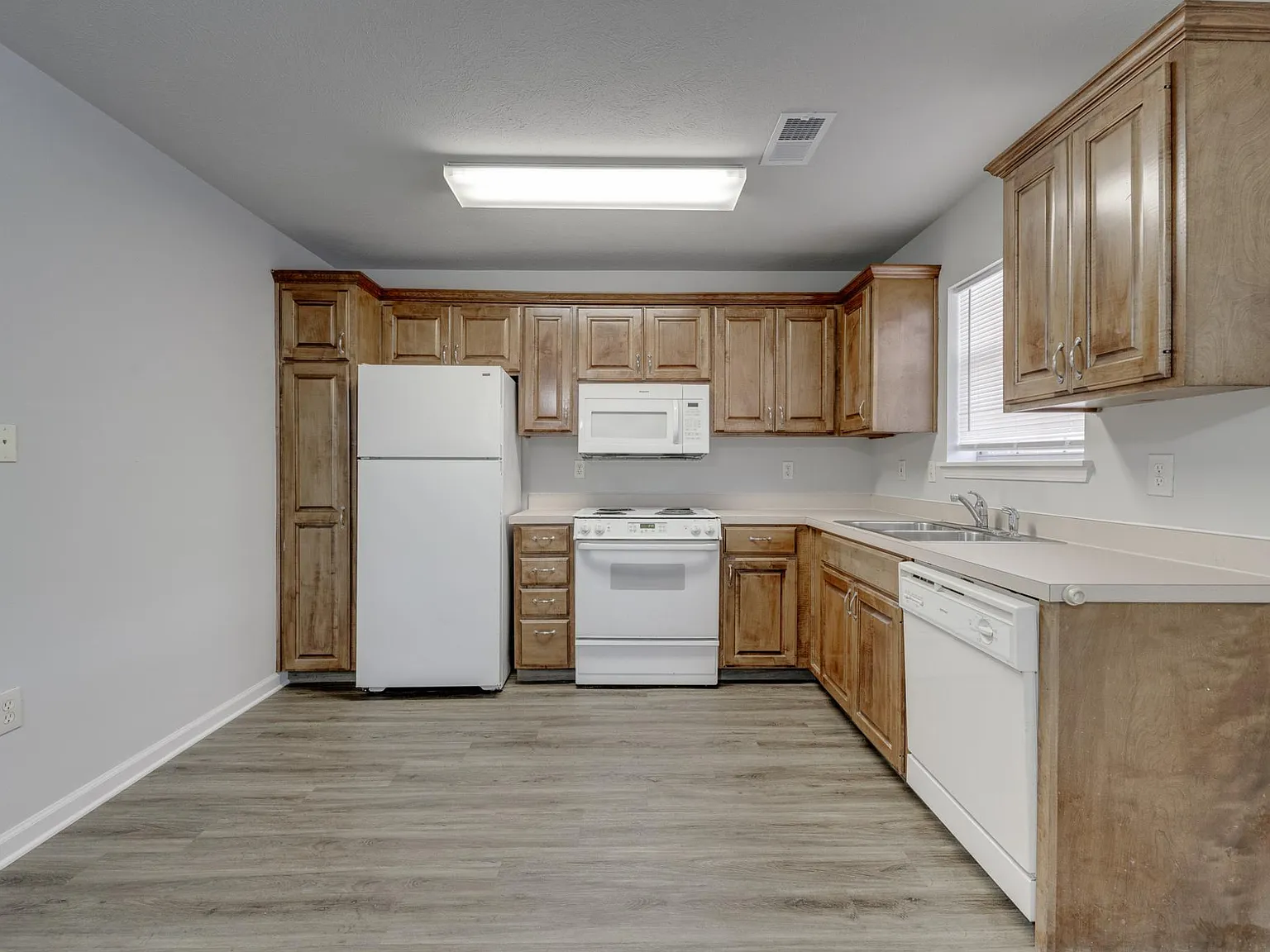 1 bed, 550 sqft, $750 — Photo 1