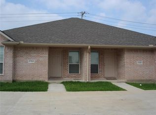 3782 Oldenburg Ln, College Station, TX 77845
