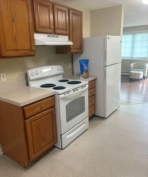 1B Winthrop Dr — Photo 4