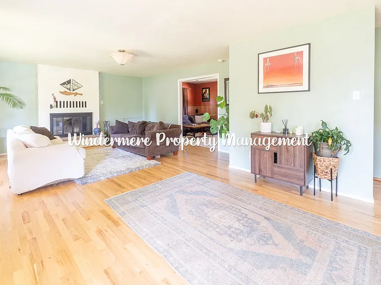 25996 Barber Cut Off Rd NE — Photo 5