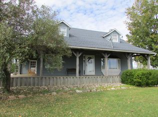 2200 S Onondaga Rd, Eaton Rapids, MI 48827