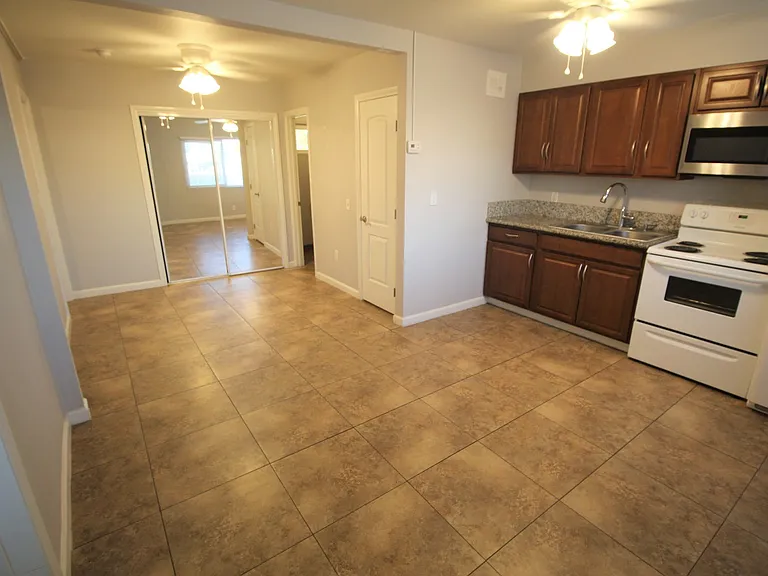 1111 S Casino Center Blvd — Photo 3
