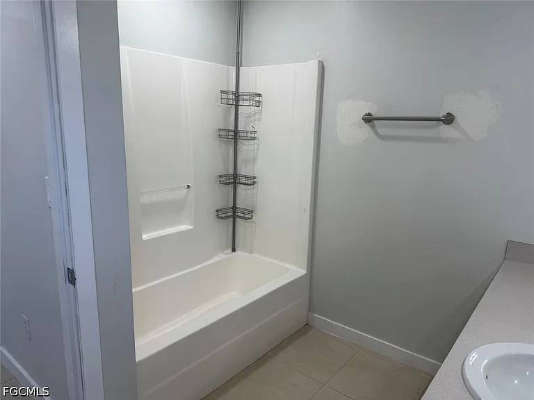 1203 SW 34th Ter — Photo 20