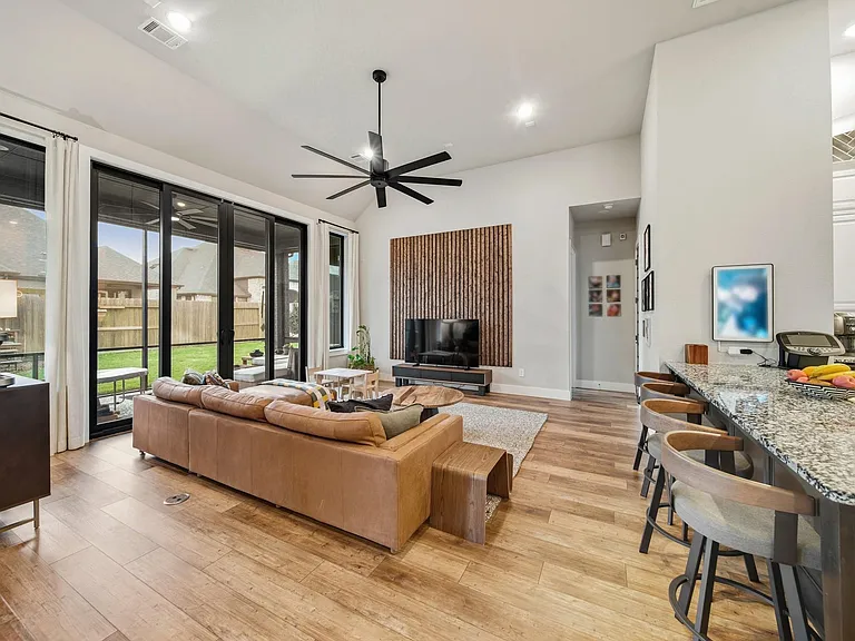 8902 Iron Forge Rd — Photo 21
