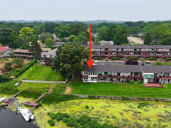 4th image of 555 Gidley Cir APT J