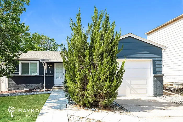 4239 S Richfield St — Photo 1