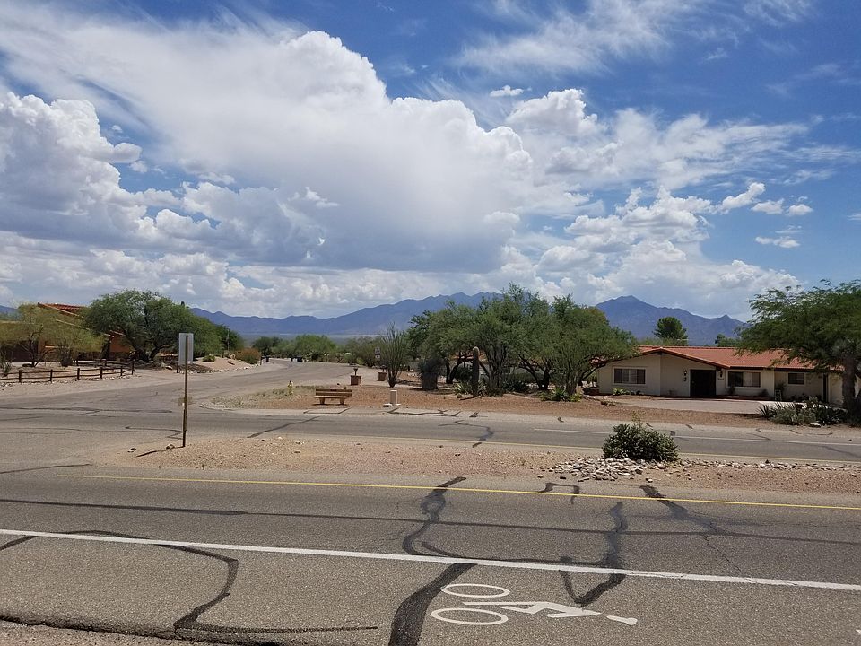 2nd image of 2000 S Camino Del Sol