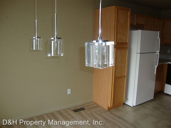 3rd image of 13211 Chesapeake Cir #1