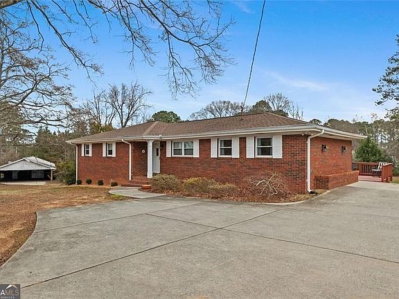 2nd image of 2500 Sewell Mill Rd