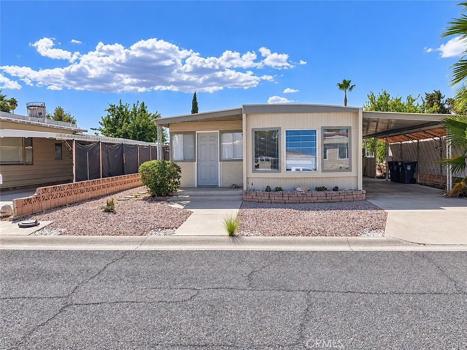 1st image of 690 Santa Clara Cir