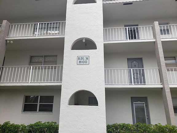 4th image of 8100 Sunrise Lakes Boulevard #105