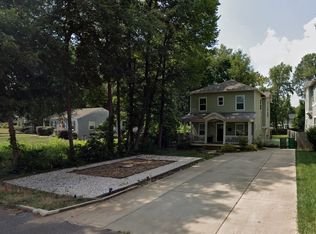 1011 Everett Pl, Charlotte, NC 28205