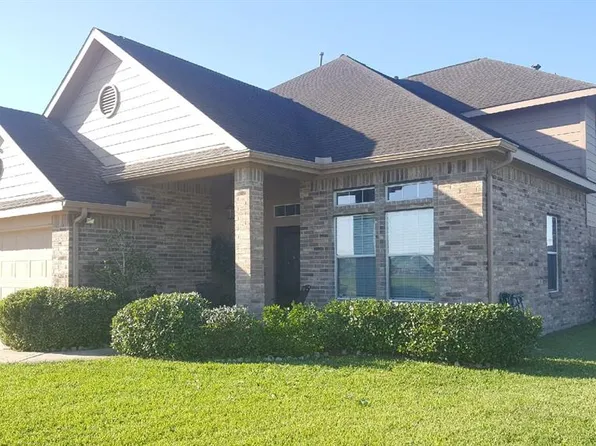 6201 Summit Dr, Pearland, TX 77584