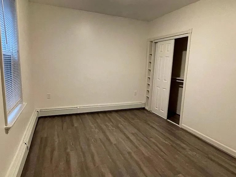 7 Willson St #2 — Photo 9