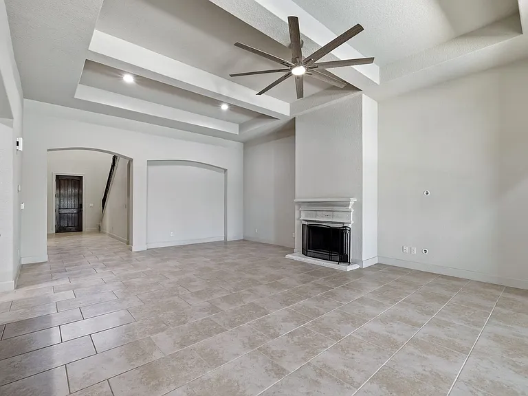 4438 Saddle Spur — Photo 7