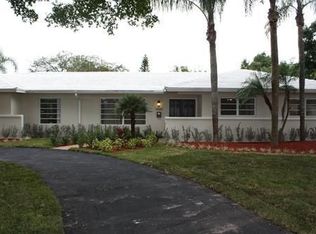 14585 SW 81st Ave, Palmetto Bay, FL 33158