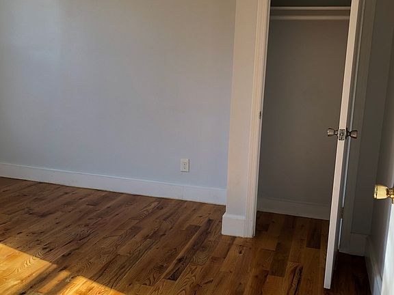3rd image of 107-02 Jamaica Ave #2AA