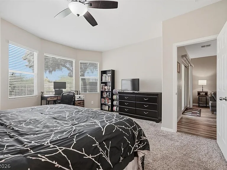 8709 Echo Grande Dr — Photo 19
