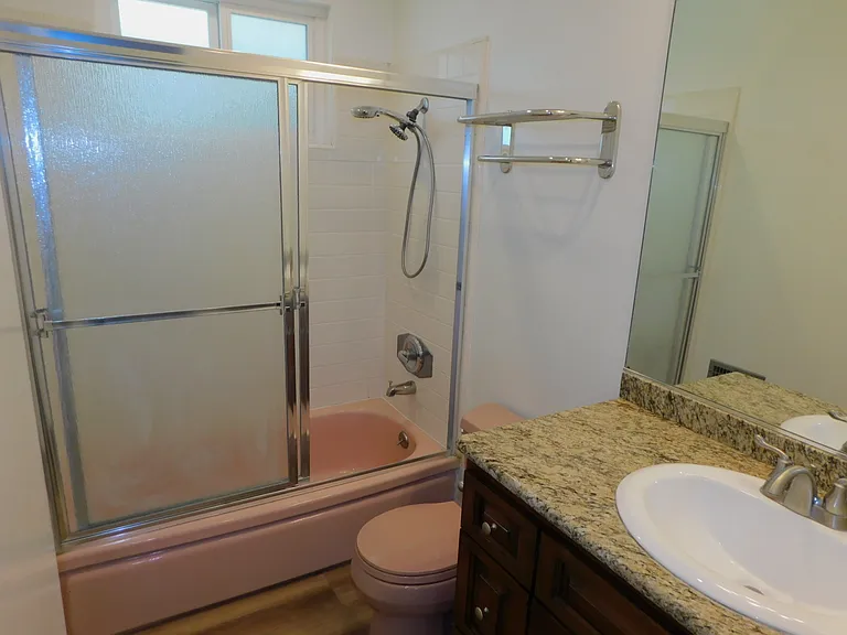 4325 Mammoth Ave #5 — Photo 19