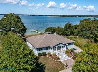 924 Indiantown Rd, Weems, VA 22576