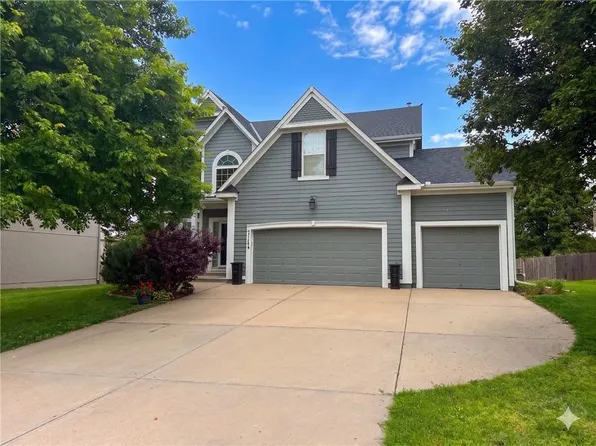 21006 W 48th St, Shawnee, KS 66218