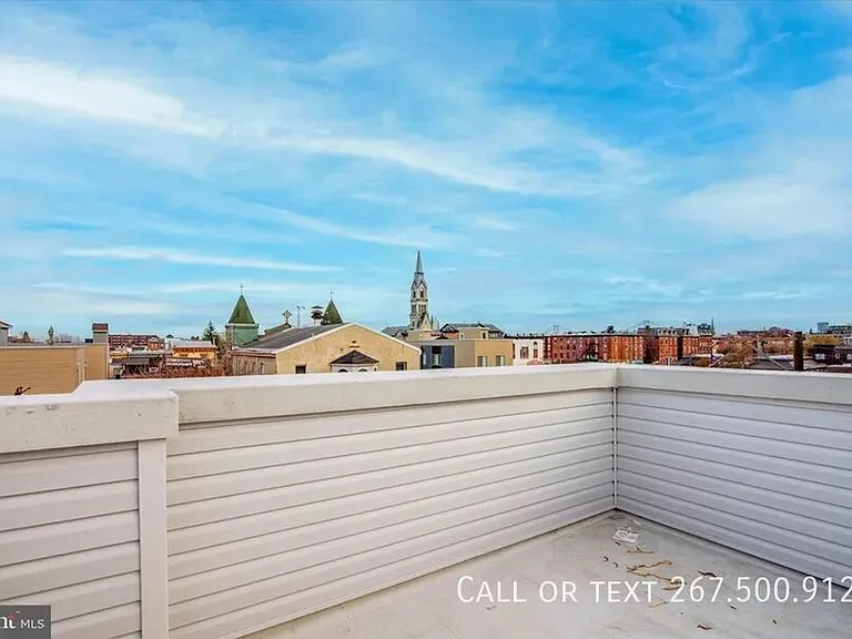 1230 N Marshall St #3R — Photo 16