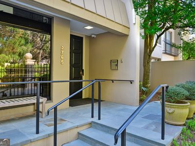 2765 Peachtree Rd NE APT 6, Atlanta, GA, 30305
