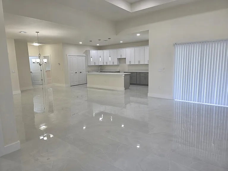 733 Dudley Ave S #733 — Photo 32