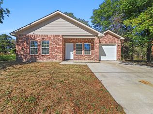 2812 Bourland St, Greenville, TX 75401