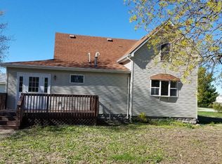 1109 Indiana St, Hindsboro, IL 61930