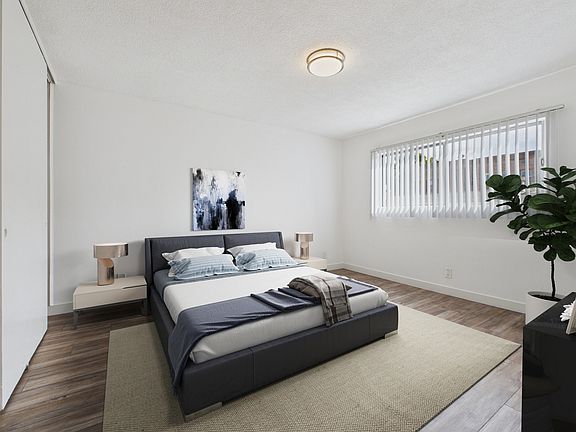 4th image of 1550 N Hobart Blvd APT 320