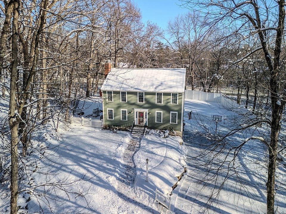 1st image of 37 Sullivan St