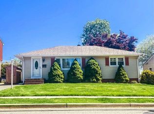 105 Susan Ct, Clifton, NJ 07012