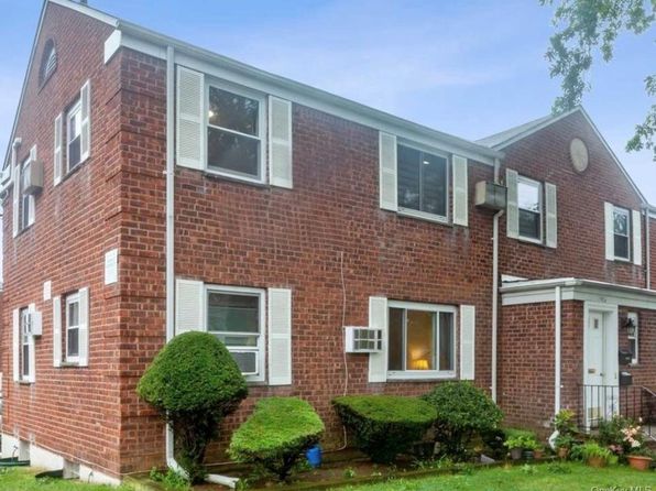 7107 Little Neck Pkwy #2