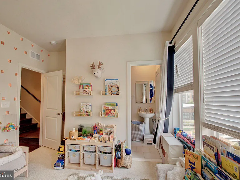 8078 Tribeca St — Photo 25