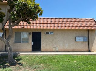 824 W Murray Ave APT B, Visalia, CA 93291