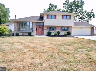 17 Albert Rd, Glendora, NJ 08029