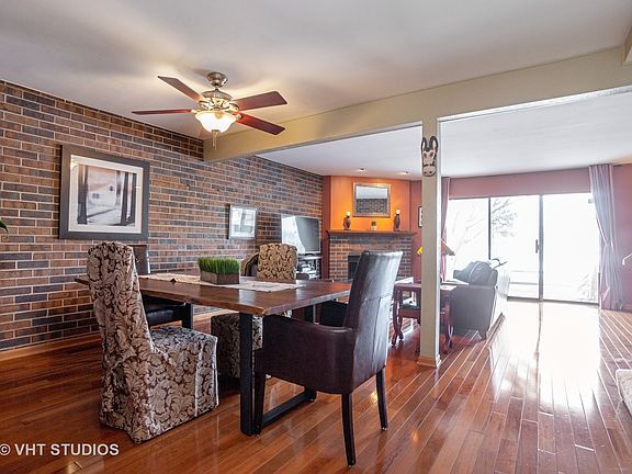 2nd image of 218 W Wimbolton Dr